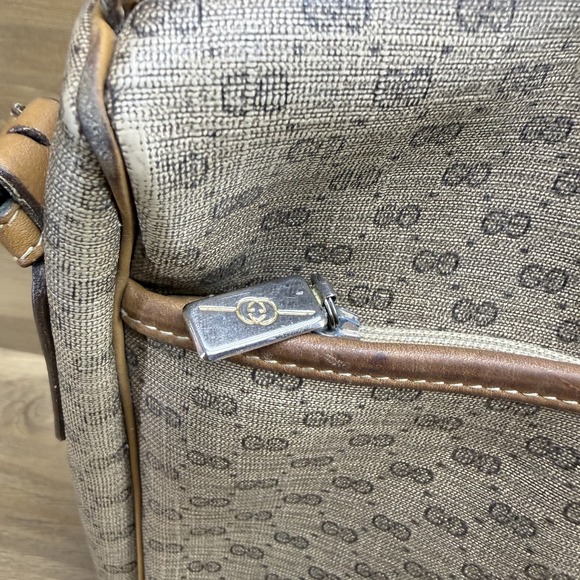 GUCCI Vintage Monogram Large Zip Shoulder Bag Canvas And Leather Trim - Picture 5 of 16